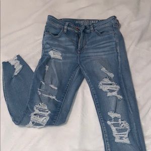 American eagle ripped jegging / skinny jean